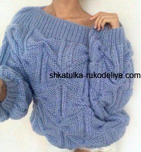 Зв'язати стильний жіночий джемпер спицями з описом