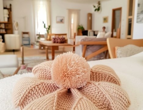 В'язання дитячих шапок спицями