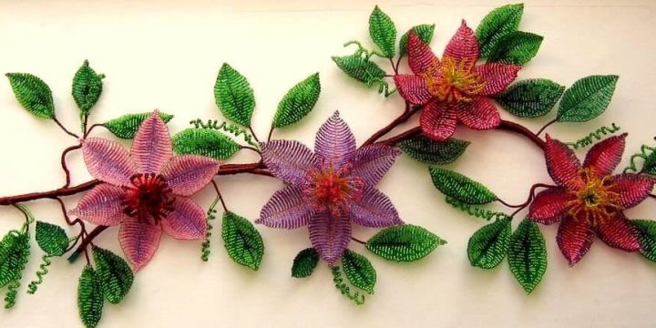 Из бисера цветок своими руками