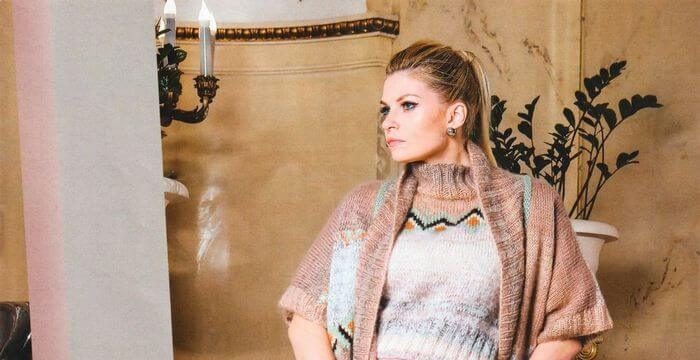 Женский комплект спицами