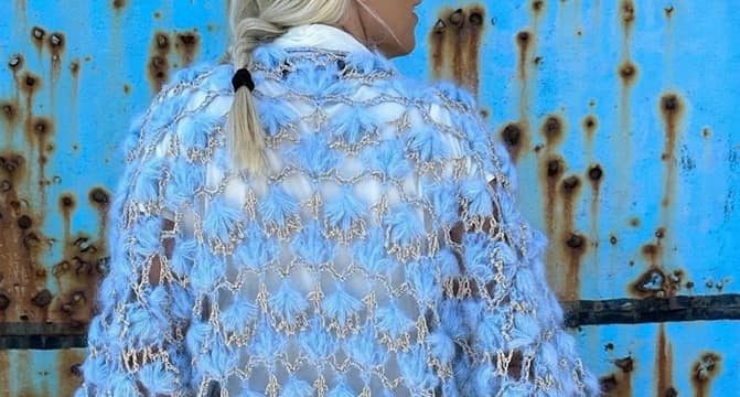 Літнє в'язане пальто