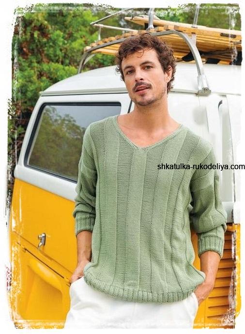 Пуловер спицями в стилі кежуал
