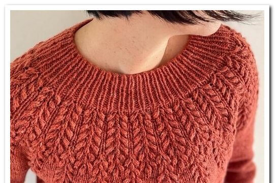 Оригінальні пуловери спицями схема