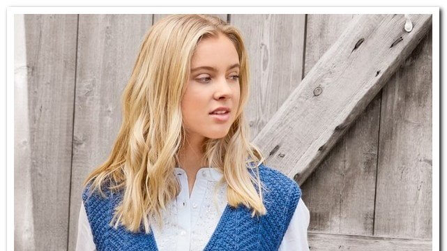 В'язані жилетки спицями жіночі