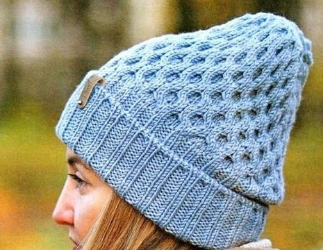 Жіночі шапки з візерунками