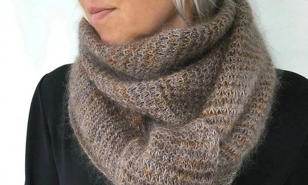 Трикутна шаль спицями