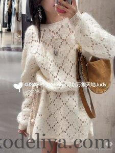 Красива ажурна туніка спицями