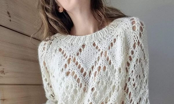 Жіночий джемпер спицями схеми