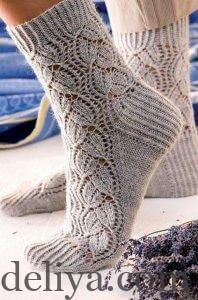 Пов'язати шкарпетки спицями красиві