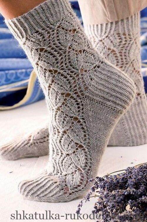 Пов'язати шкарпетки спицями красиві