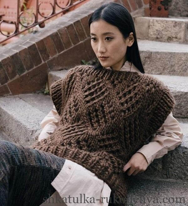 Незвичайні модні в'язані жилети спицями